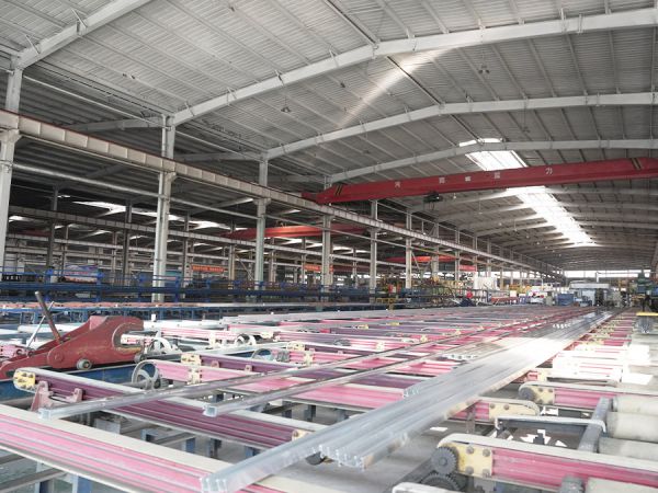 3000噸擠壓機(jī)